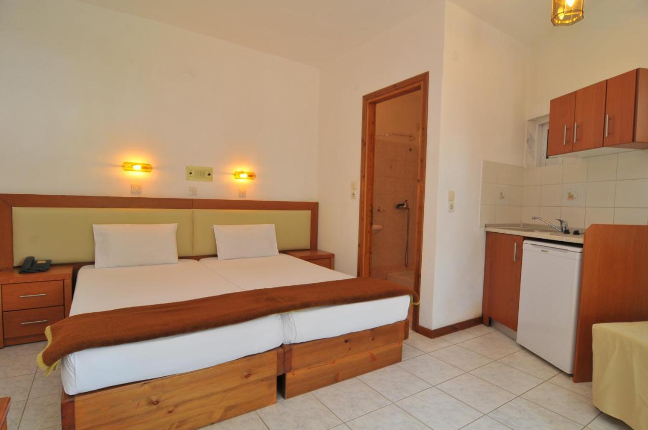 Emerald Aparthotel Chrysi Ammoudia