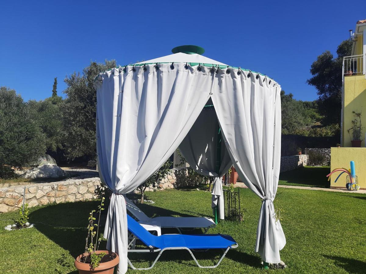 Apartment Ela Metaxata