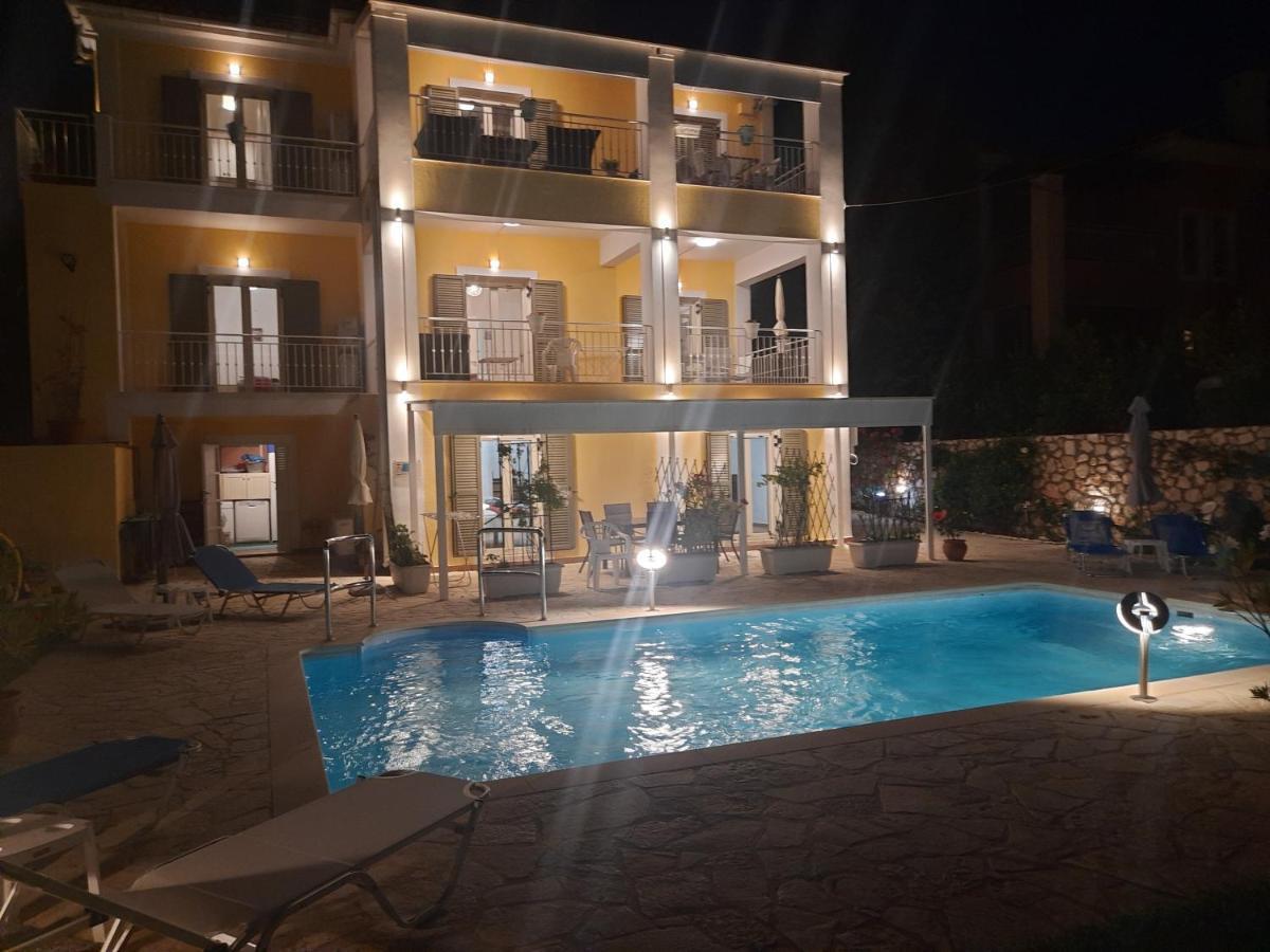 Ela Apartment Metaxata