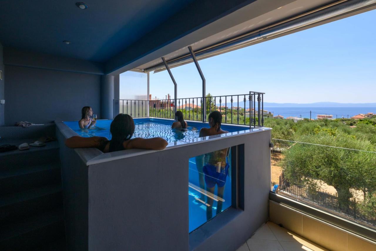 Grand Suites With Private Pools *