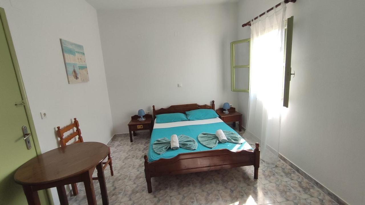 Palm Apartment Perissa (Santorini)