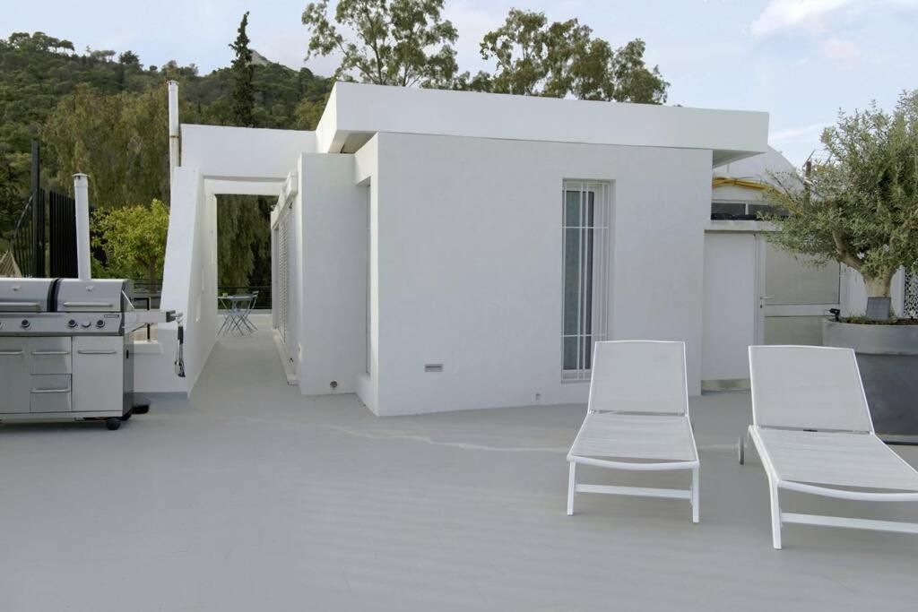 Apartment The World Is Beautiful - Cozy Rooftop In Kolonaki!