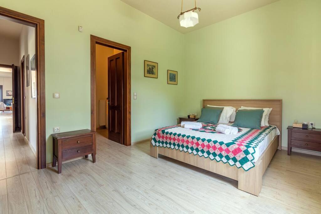Holiday home 50 Steps From The Sea. Gournes Gouvon
