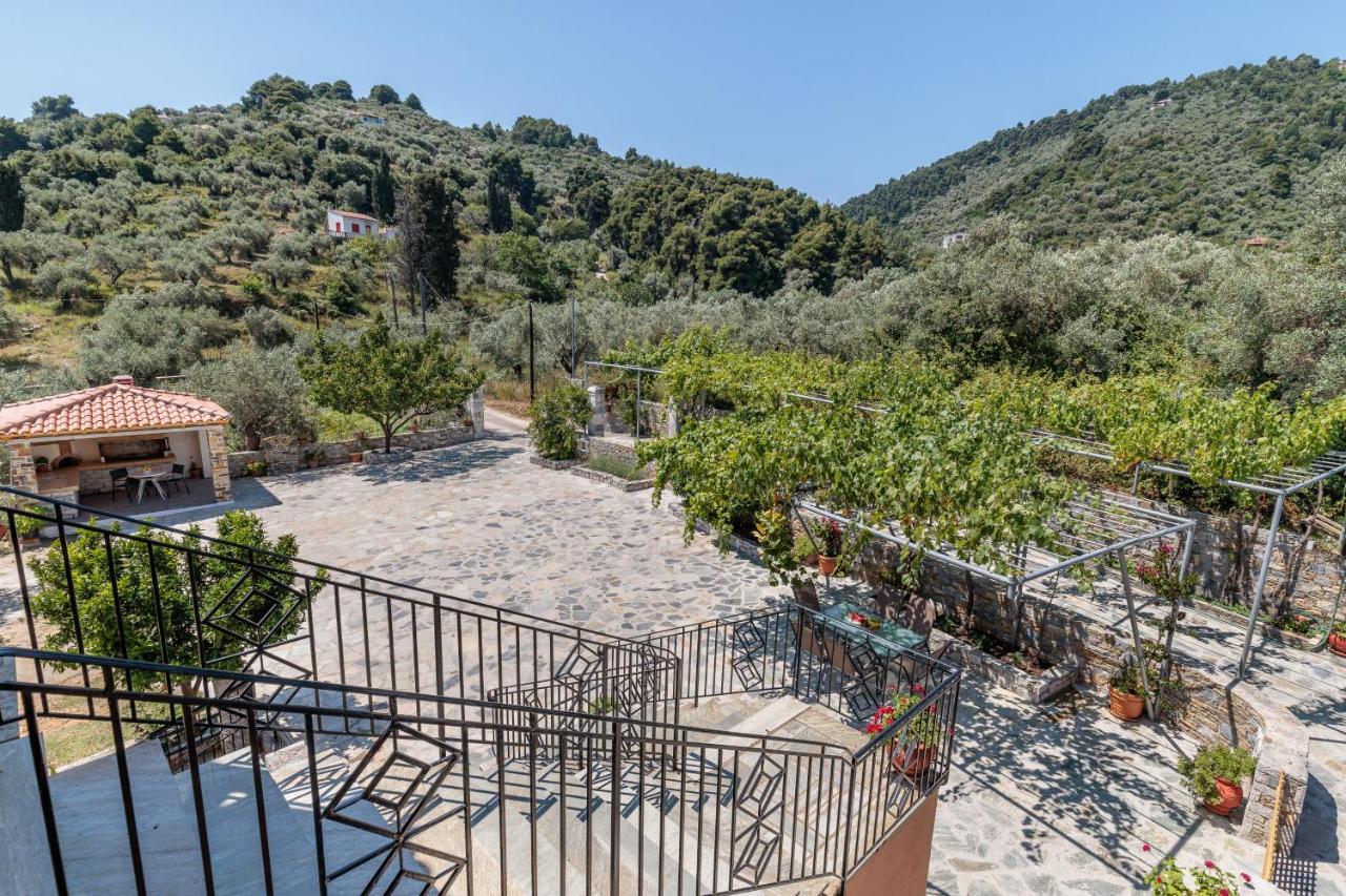 Holiday home Glyna House