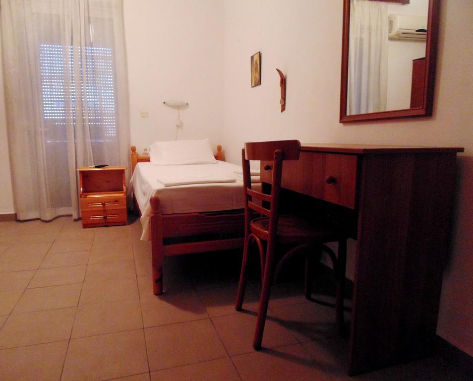 Ermou Apartment