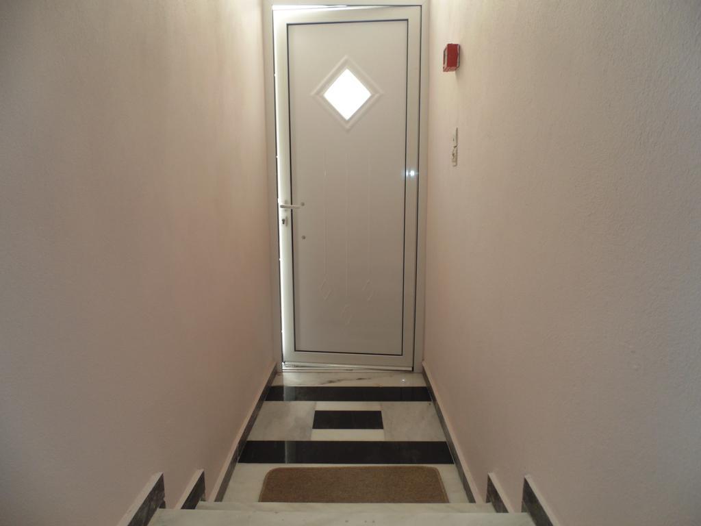 Ermou Apartment
