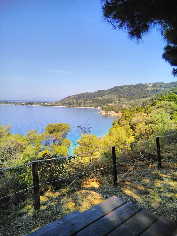 To Perigiali Apartment Rovies