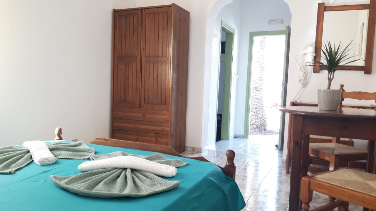 Palm Apartment *