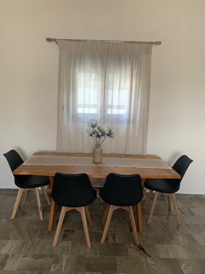 Eucalyptοs House * Lefkogeia