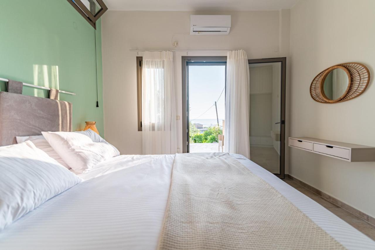 Costa Mare Paralia Vrachou