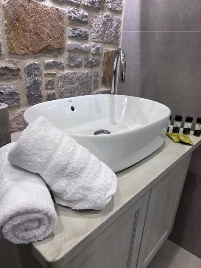 Zeus & Emmanuil Luxury Apartment *