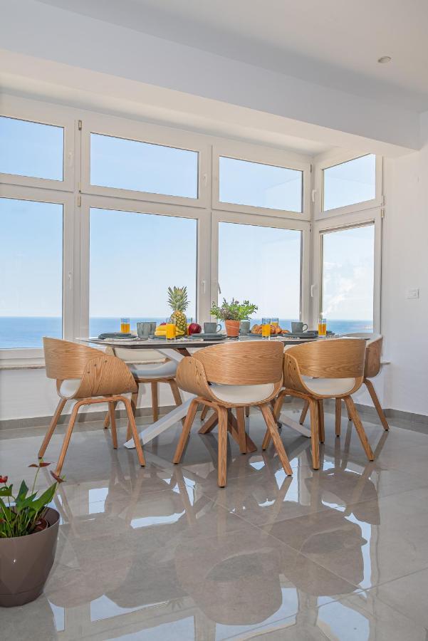 Villa Agnanti Sea View
