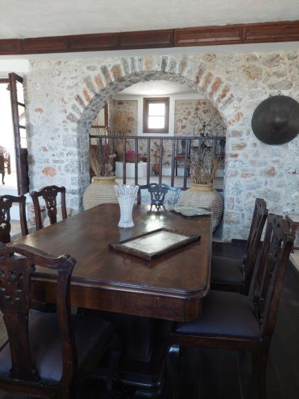 Belessi's Mansion Apartment *