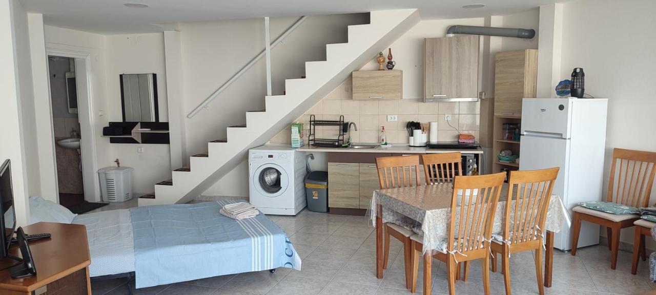 Marianna's 2 Apartment