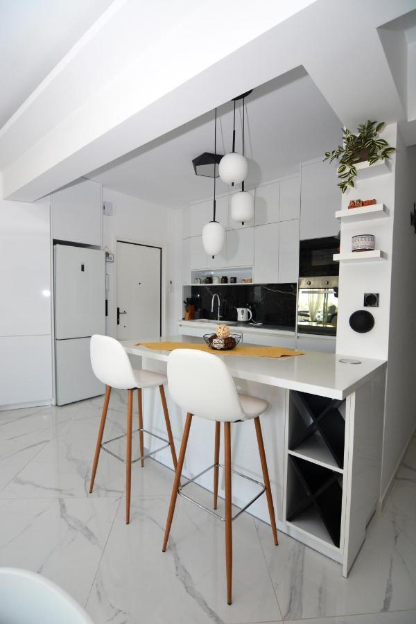 La Casa Blanca Apartment *