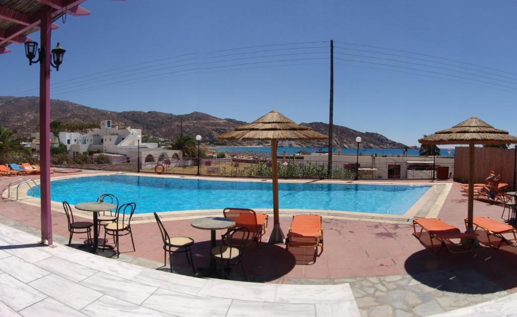 Purple Pig Stars Camping & Bungalows Hostel *