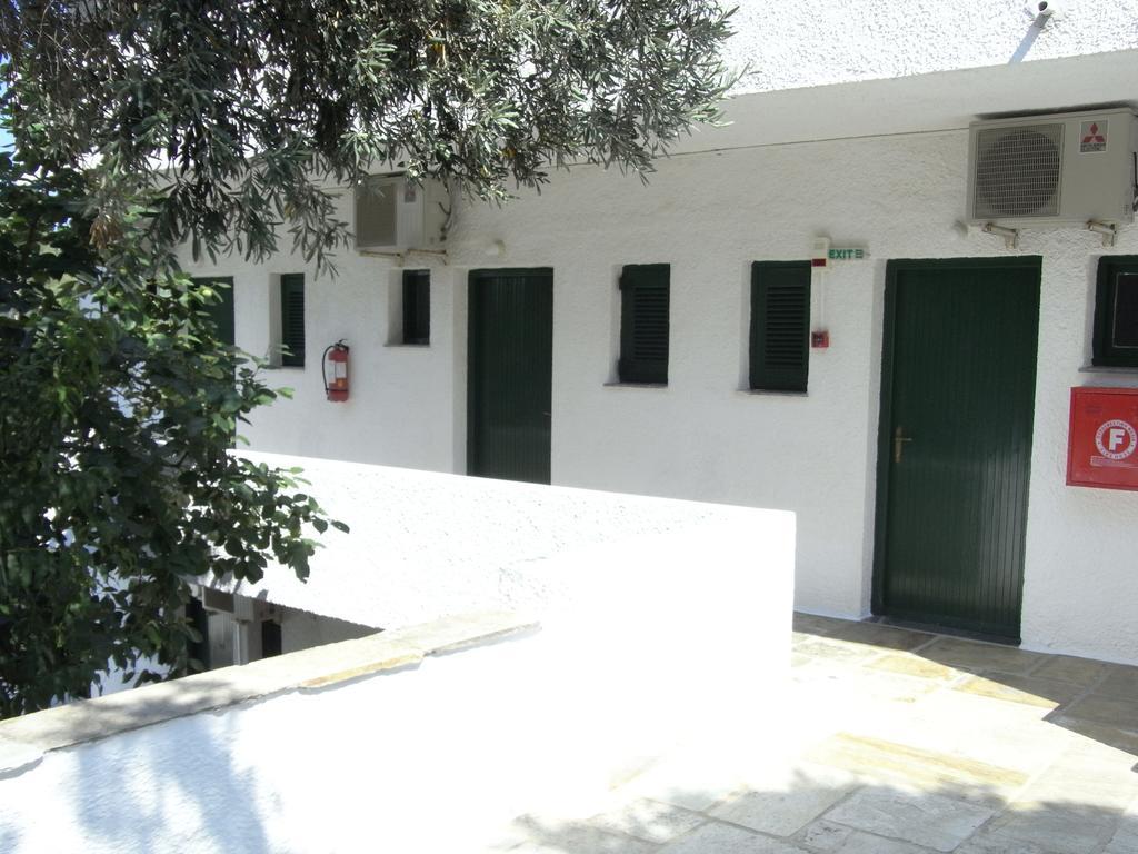 Nefi (adults Only) Guest house Megali Ammos (Skiathos)