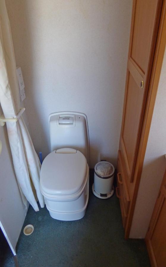Chriason & Apartment Skyros