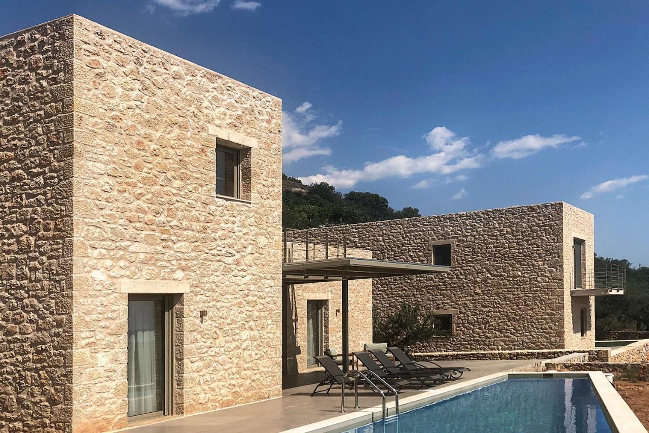 Villa Riverstone With Private Pools *