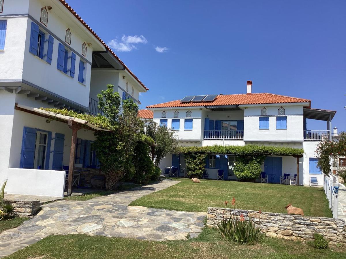 Aktaion Hotel 3*