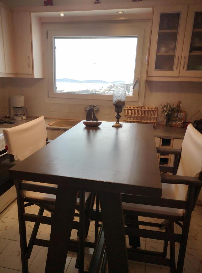 Holiday home Margeo View House In Mpatsi, Andros
