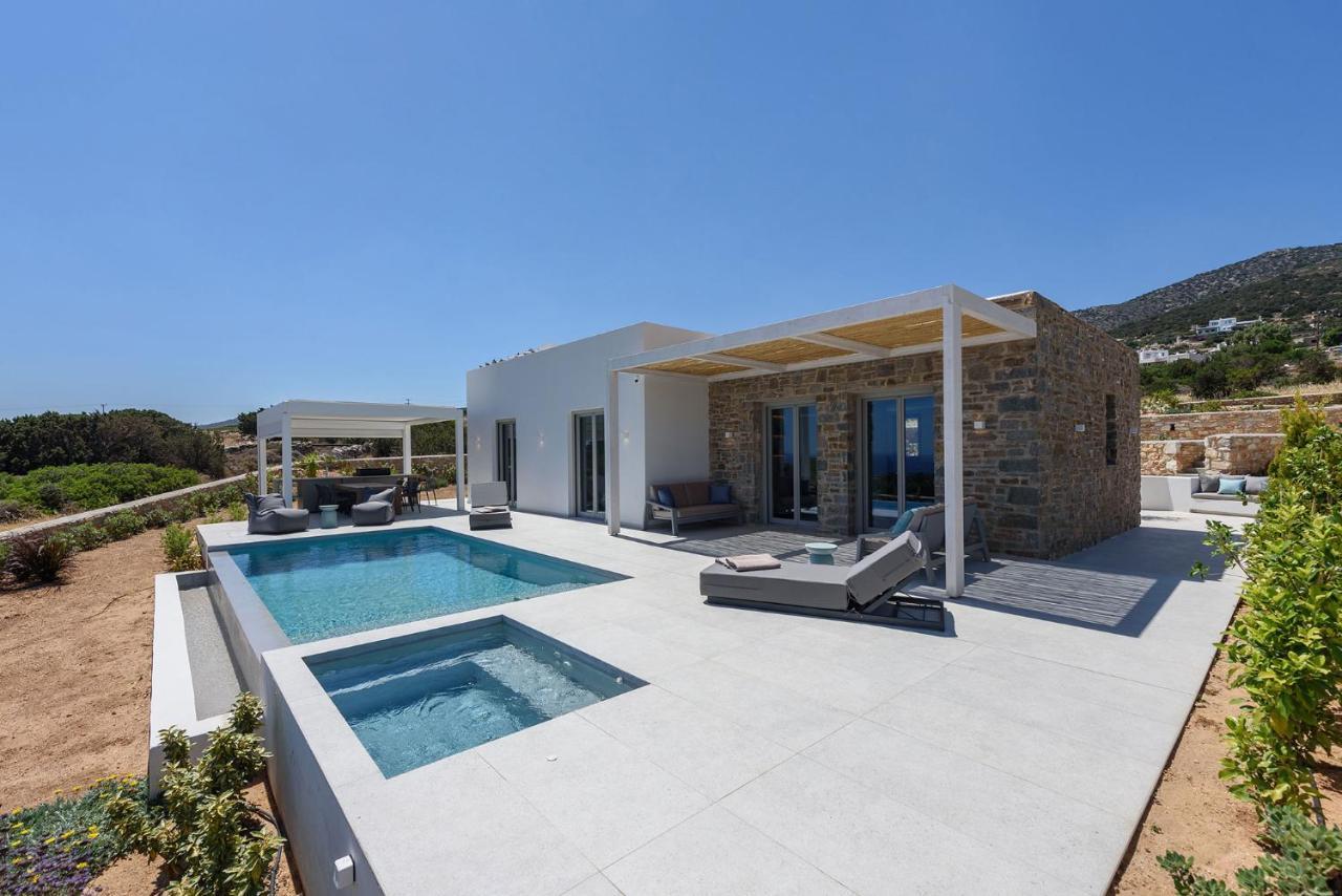 Villa Solevara - Luxury With Infinity Pool, Jacuzzi, Cinema & Luxury Amenities Aspro Chorio