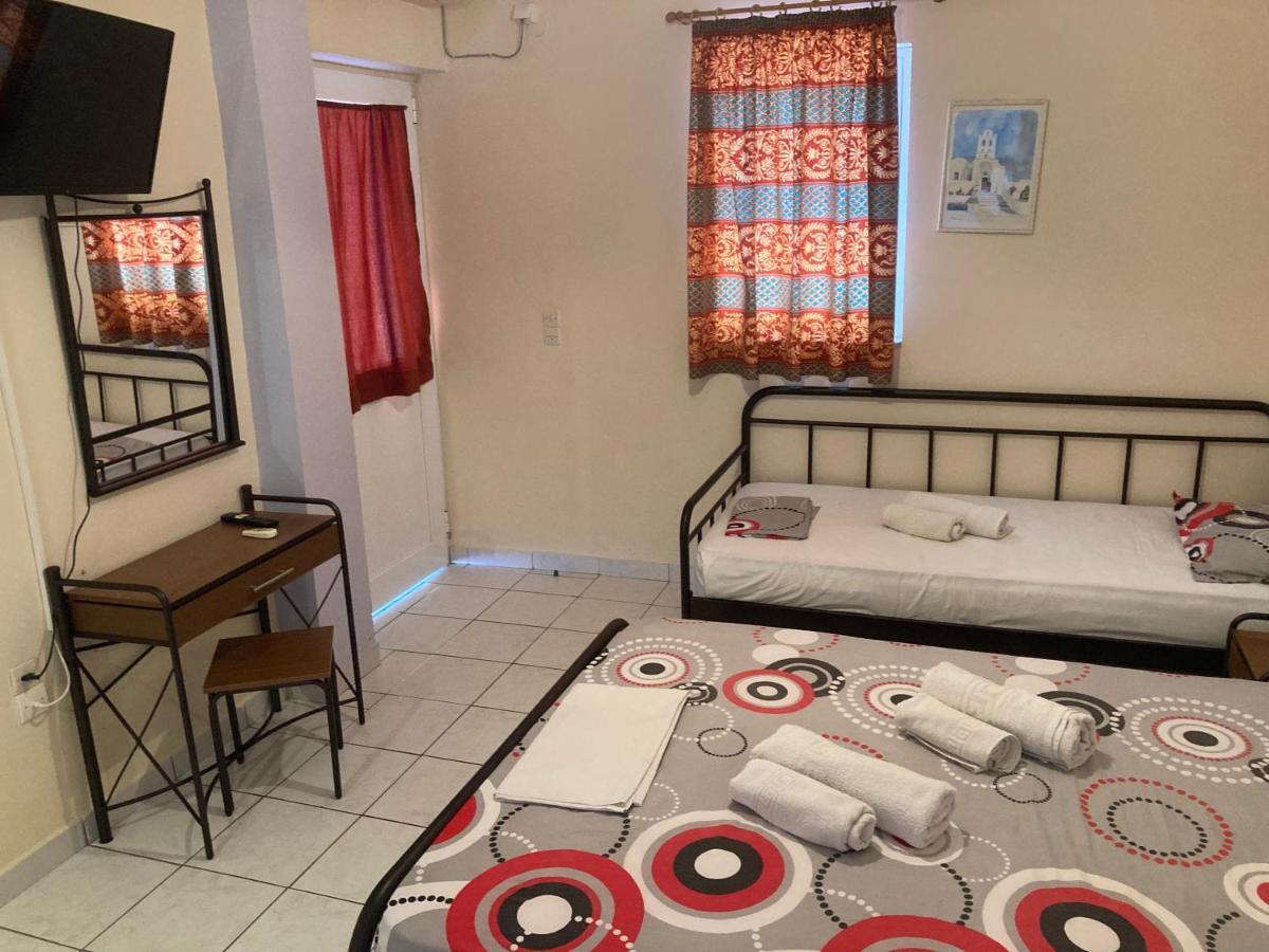 Aparthotel Polyxenis