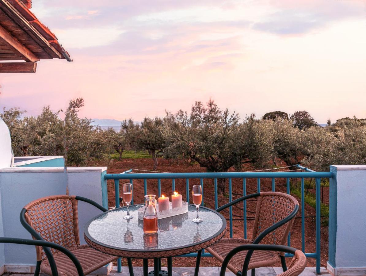 Apartment Secret Summer Havens - Perfectly Secluded Getaways *