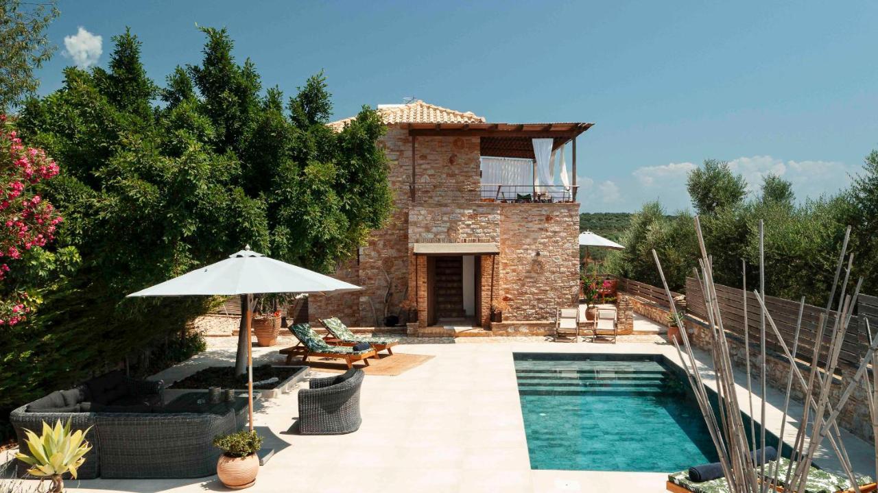 Peroulia Stone - Grece, Peloponnese Koroni (Messinia)