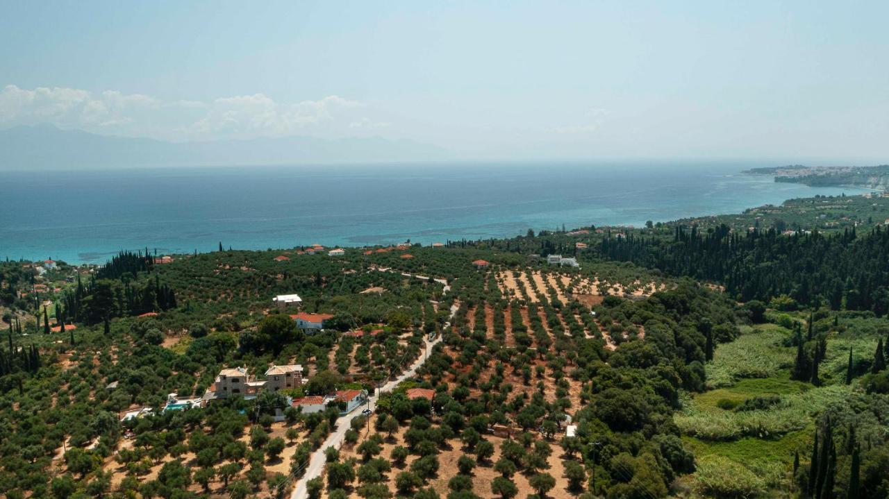 Peroulia Stone - Grece, Peloponnese Koroni (Messinia)