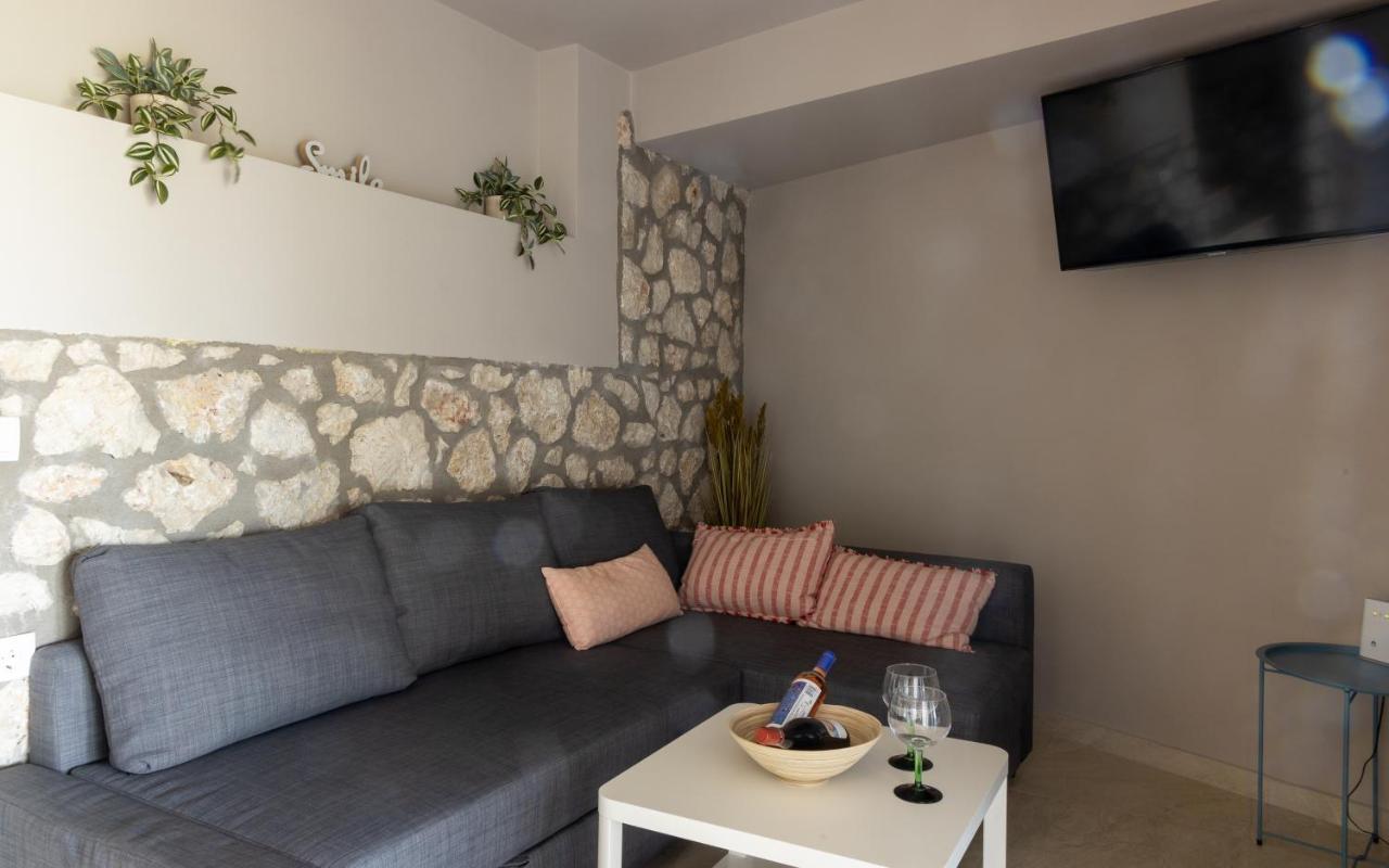 Marcon Stone House Villa Nikiana
