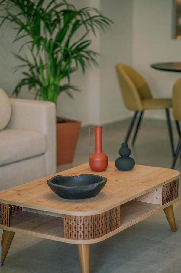 Hama Luxury Seaside Apartment