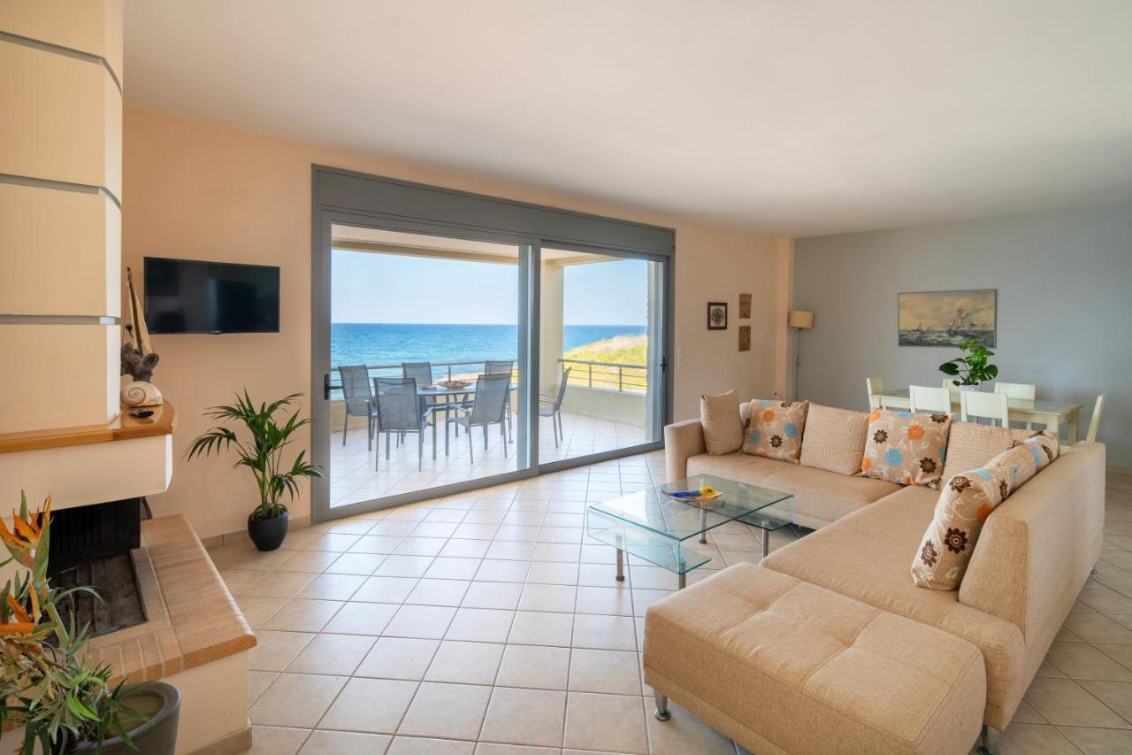 Spacious Beachfront Maisonettes With Stunning Views & A Private Holiday home Monemvasia