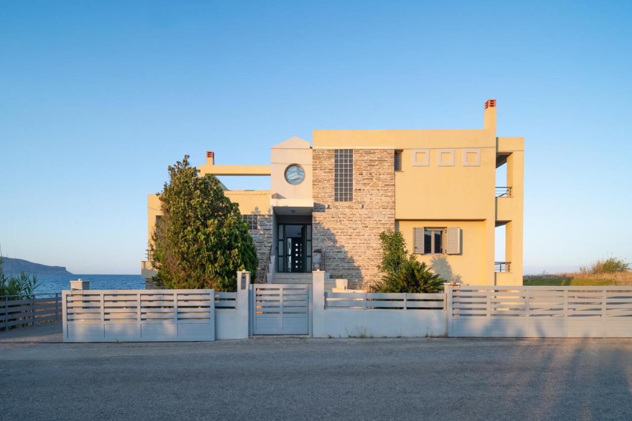 Spacious Beachfront Maisonettes With Stunning Views & A Private *