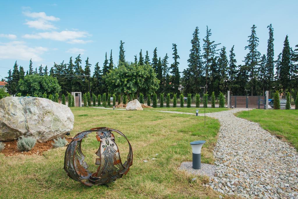 Olea Mare Studios & Kalyves Polygyrou
