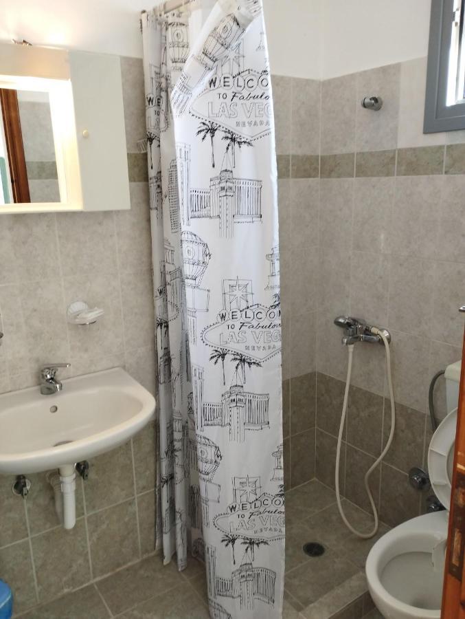 Nostos Guest house *