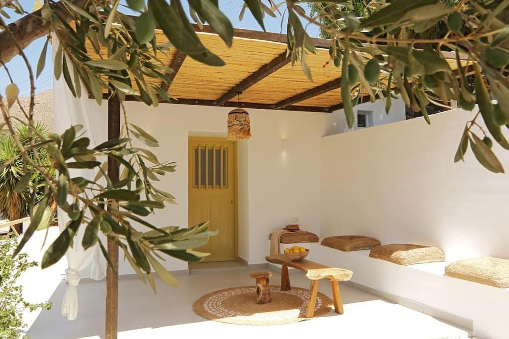 Apartment Syrolia Village Kini