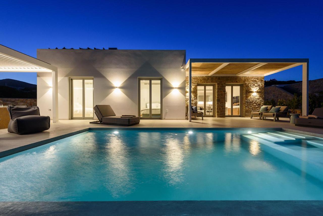 Villa Solevara - Luxury With Infinity Pool, Jacuzzi, Cinema & Luxury Amenities