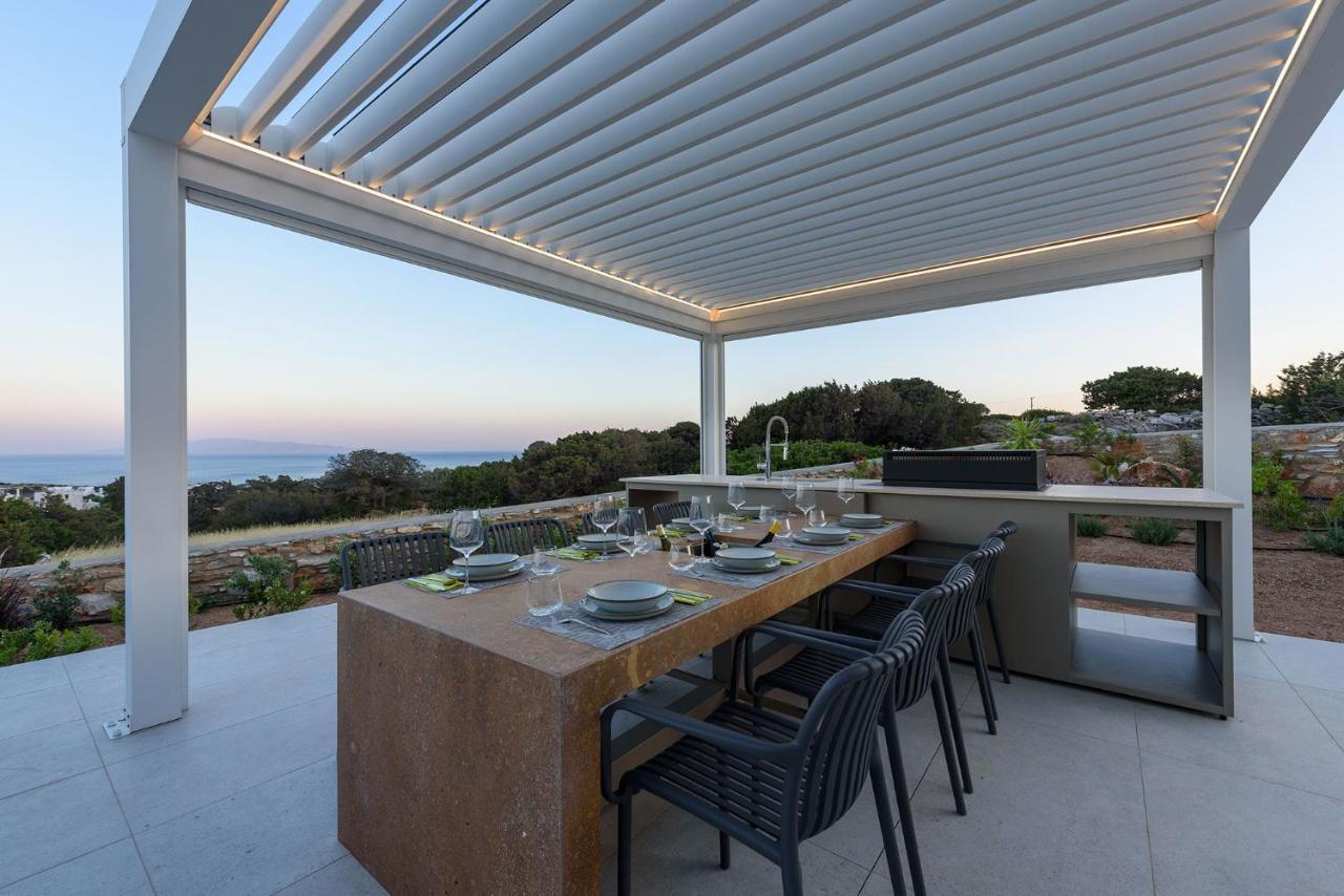 Solevara - Luxury With Infinity Pool, Jacuzzi, Cinema & Luxury Amenities Villa Aspro Chorio