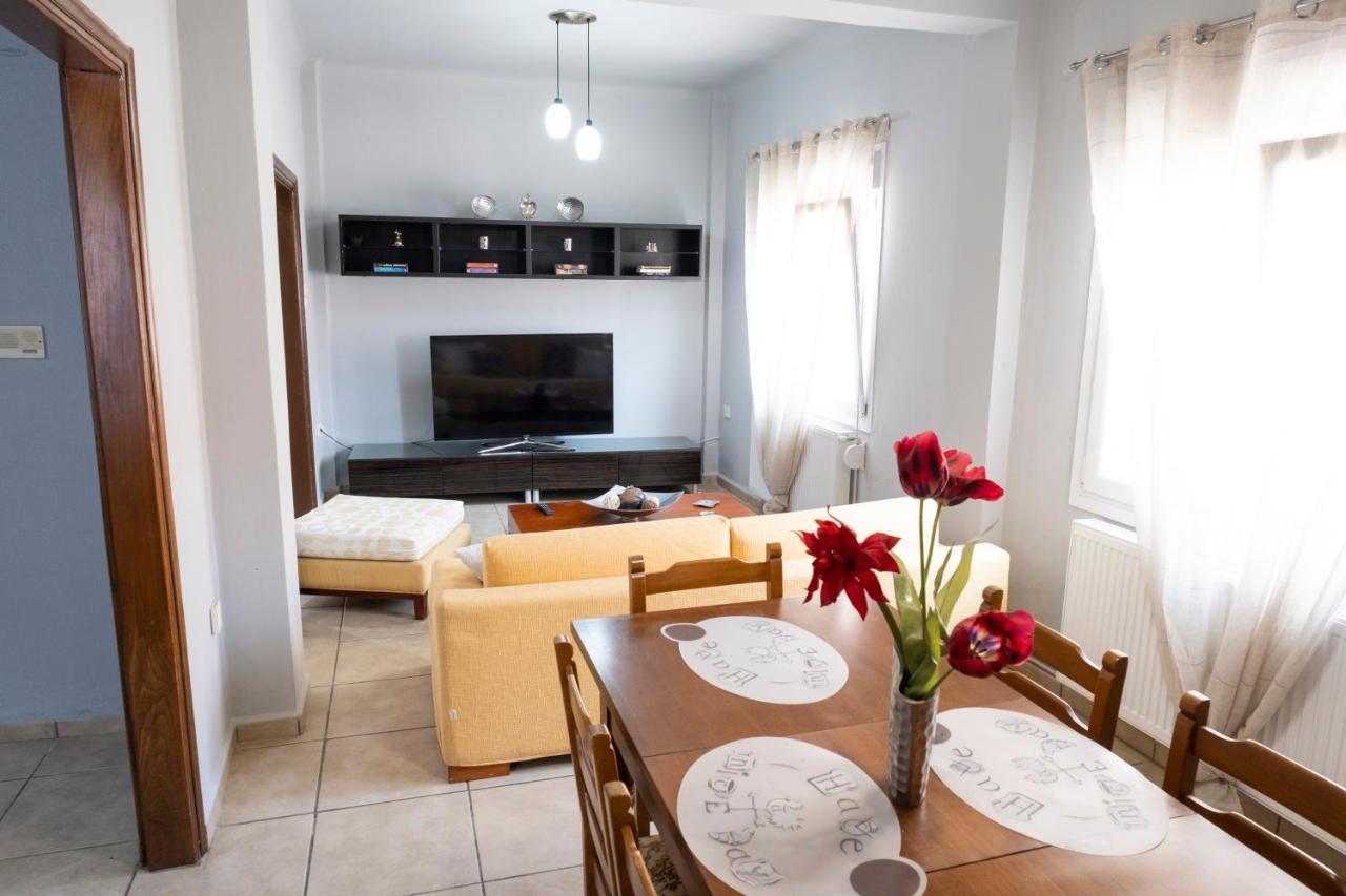 House 8 *