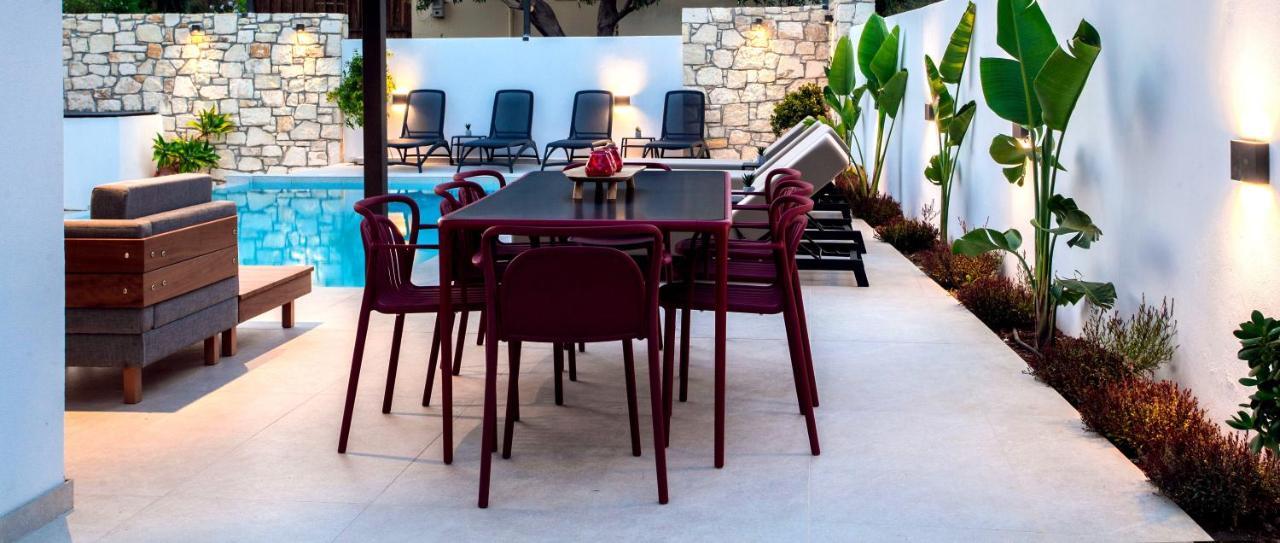 Villa Avrilia Seaside Heated Pool