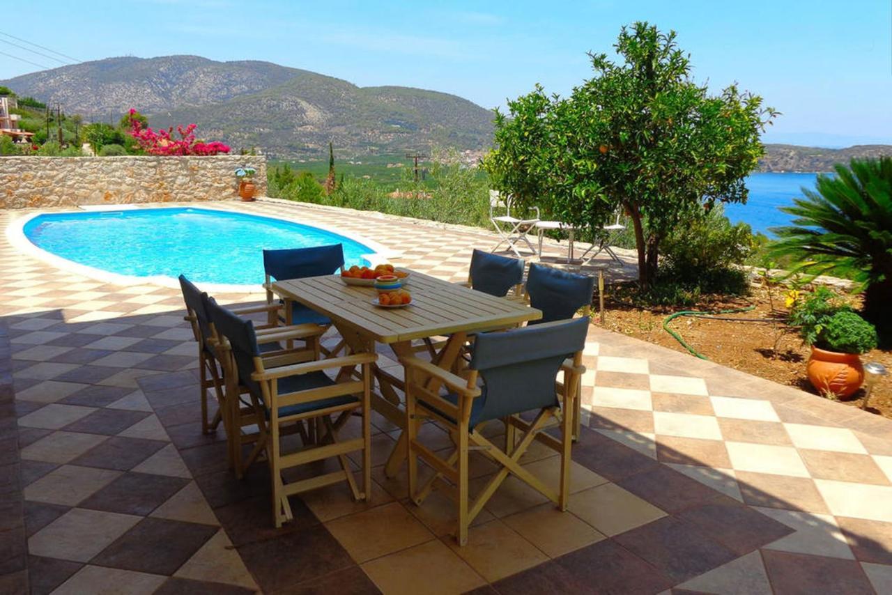Luxury With Pool Overlooking A Majestic View Epidaurus