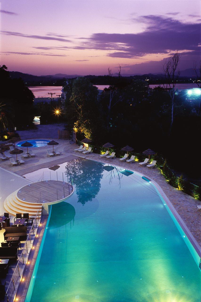 Saint Constantine Aparthotel