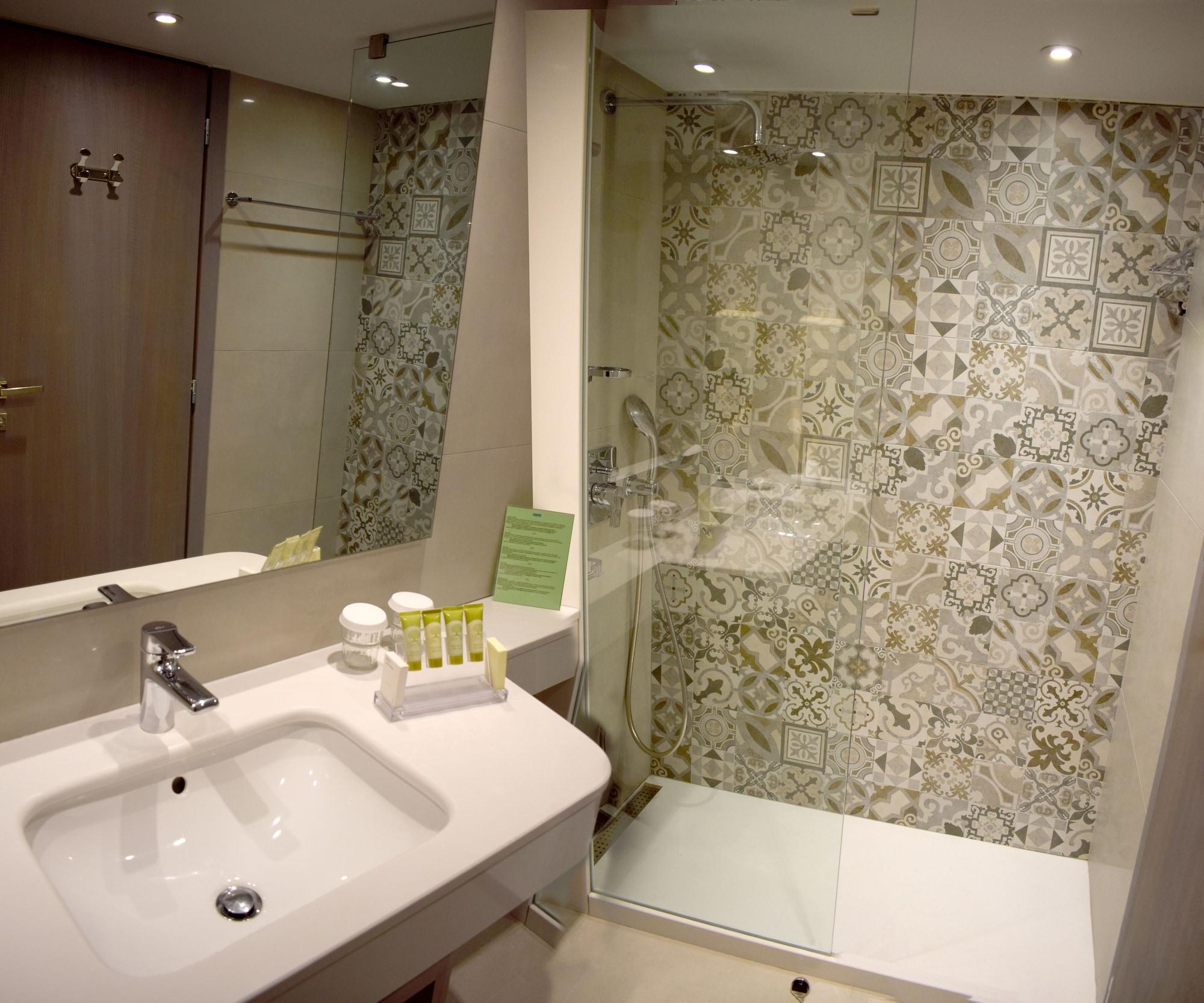 Minos Mare Hotel 4*