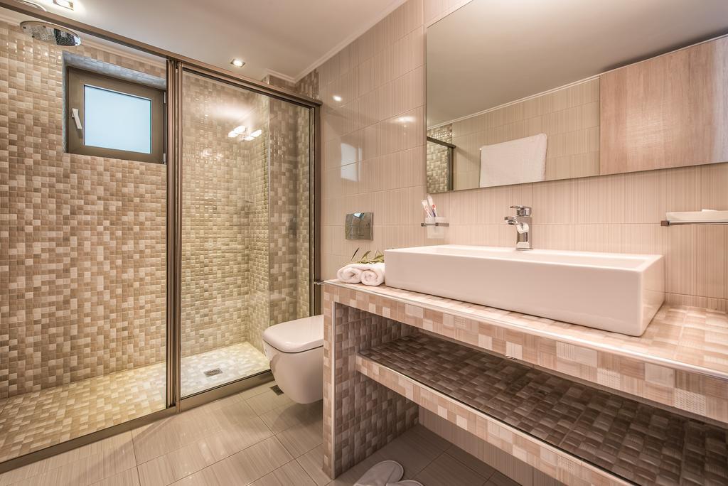 Avra Luxury & Villa *