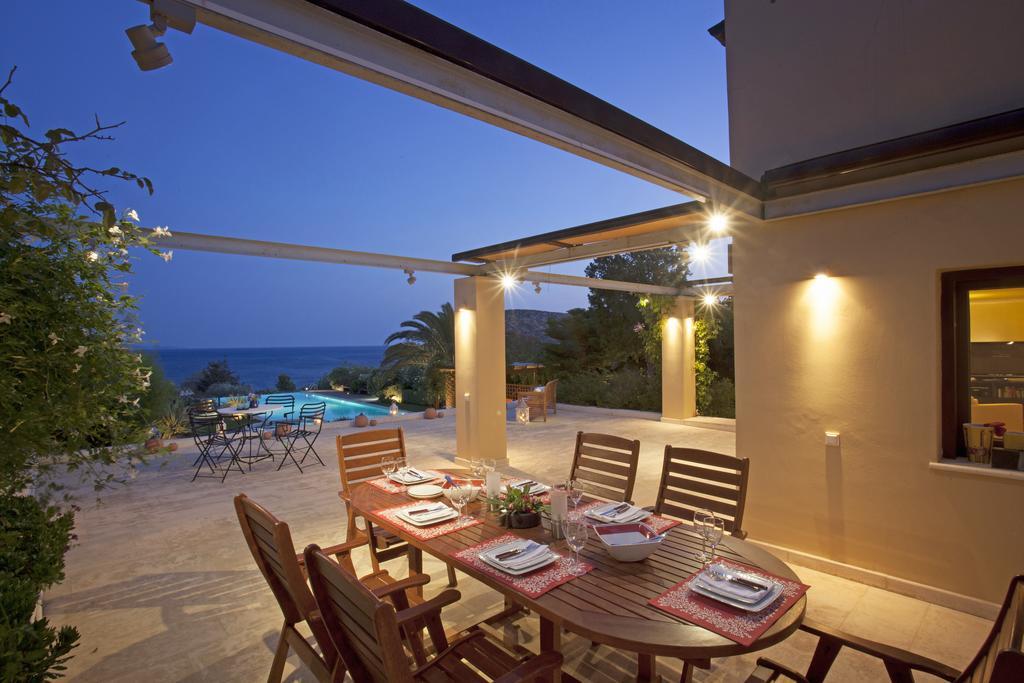 Valli Villa Anavyssos