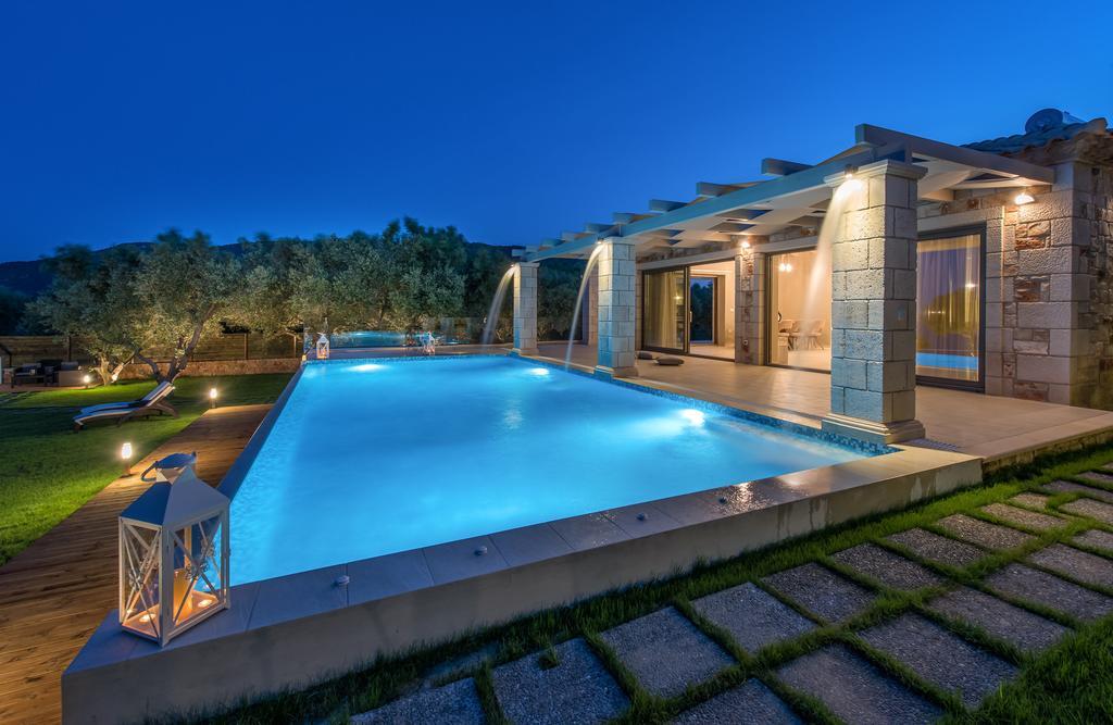 Avra Luxury & Villa Keri