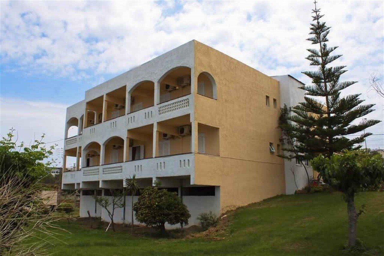 Babis Hotel 2*