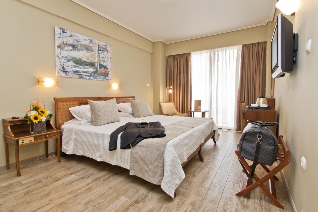 Golden Sun Hotel Finikounta
