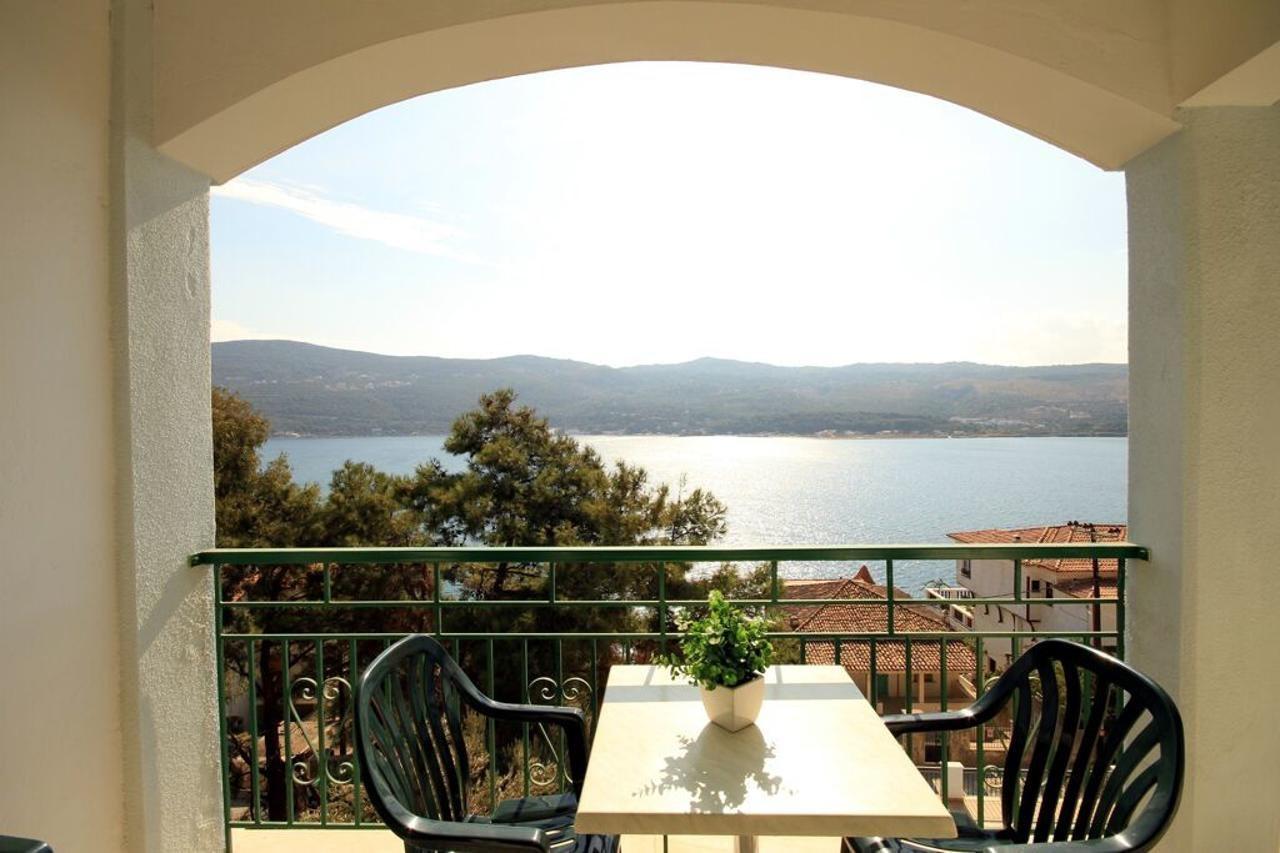 Anthemis Aparthotel 3*
